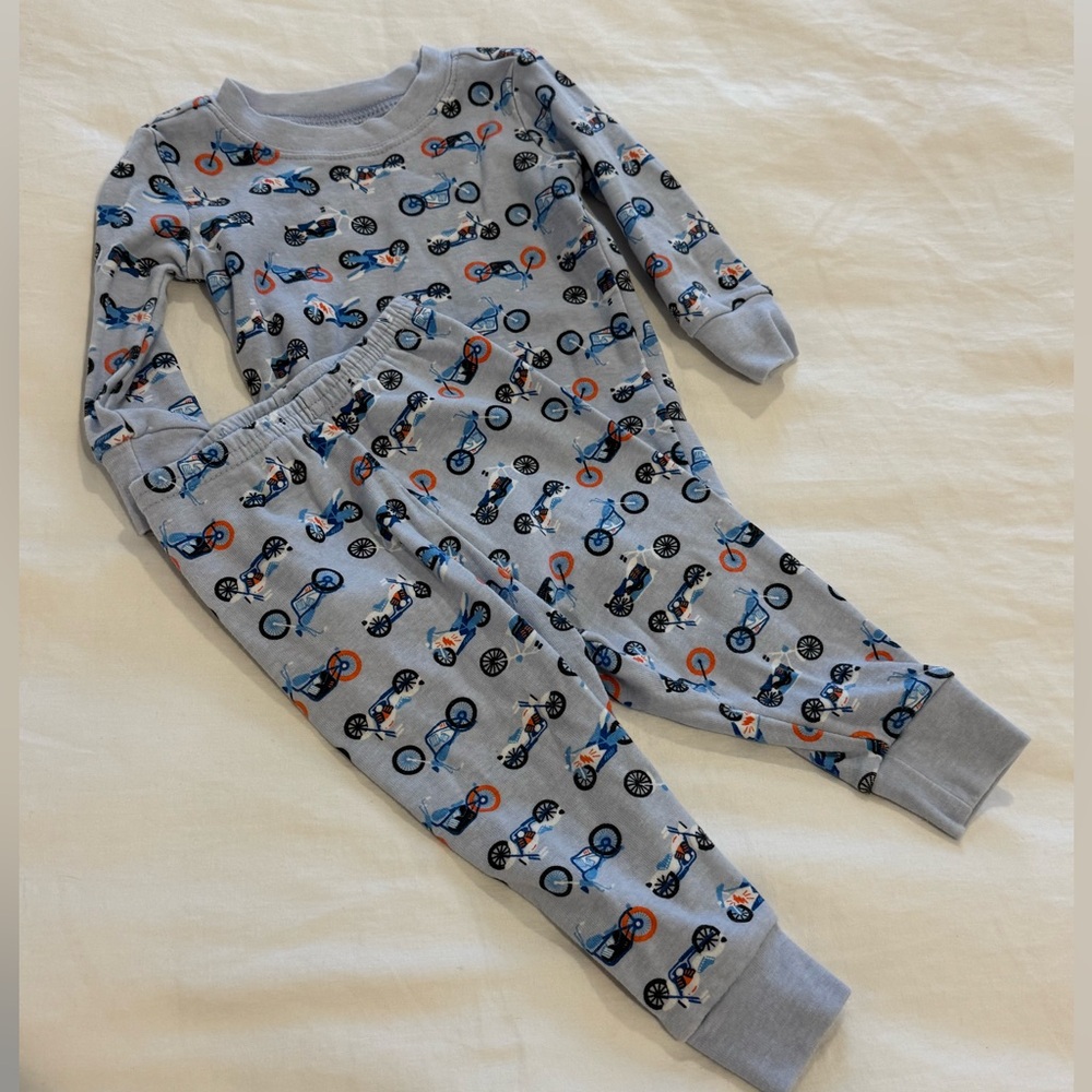Janie & jack 6-12 month pjs